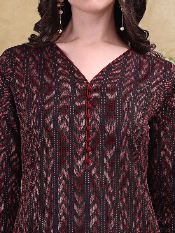 Black_&_Red_Woven_Design_Cotton_Blend_Straight_Kurta_With_Solid_Cotton_Blend_Trouser_And_Printed_Dupatta_For_Women