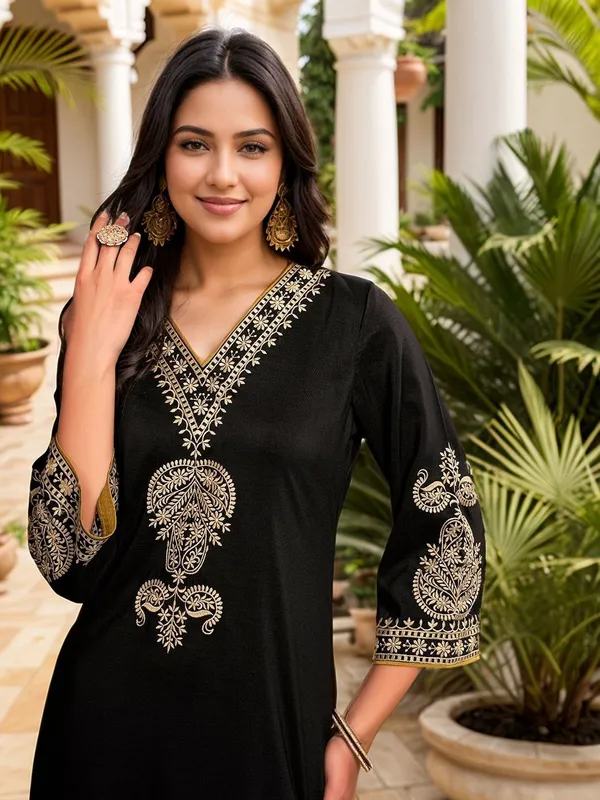 Women_Black_Chinon_Thread_work_Embroidered_V-Neck_straight_Kurta_Set