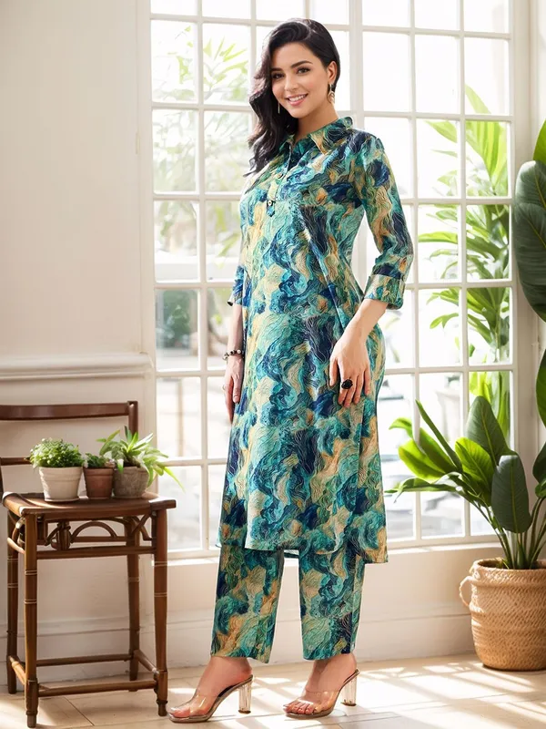 Women_Turquoise_Blue_Cotton_Blend_Abstract_printed_Straight_kurta_&_printed_Trousers