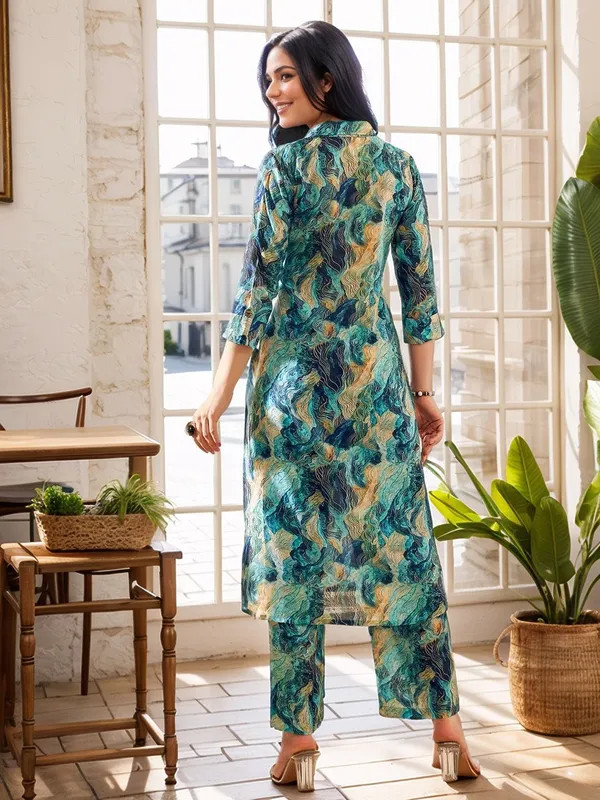Women_Turquoise_Blue_Cotton_Blend_Abstract_printed_Straight_kurta_&_printed_Trousers