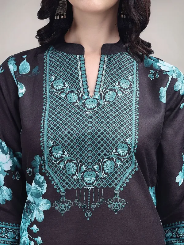 Black_&_Turquoise_Blue_Floral_Printed_Cotton_Blend_Straight_Kurta_With_Printed_Cotton_Blend_Trouser_And_Printed_Dupatta_For_Women