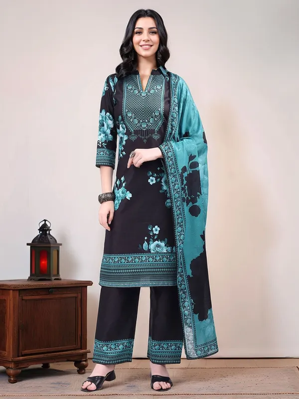 Black_&_Turquoise_Blue_Floral_Printed_Cotton_Blend_Straight_Kurta_With_Printed_Cotton_Blend_Trouser_And_Printed_Dupatta_For_Women