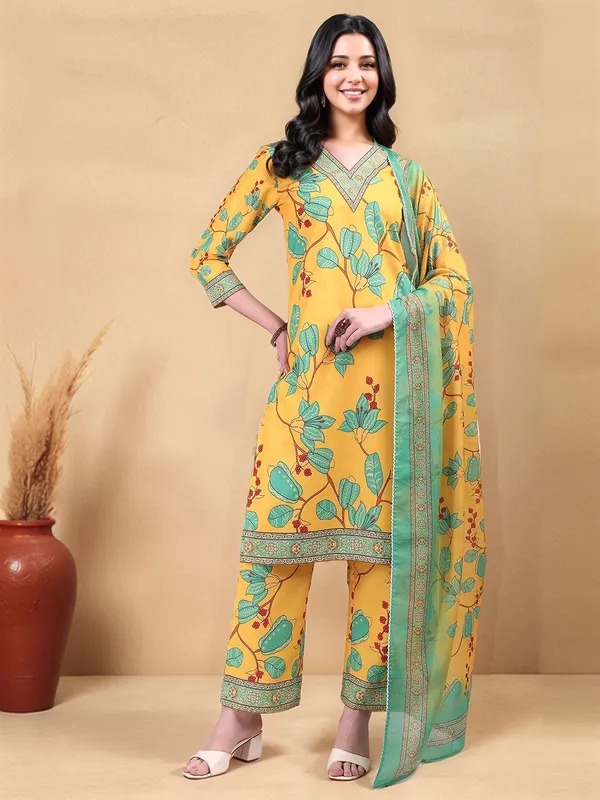 Yellow_Floral_Printed_Cotton_Blend_Straight_Kurta_With_Printed_Cotton_Blend_Trouser_And_Printed_Dupatta_For_Women