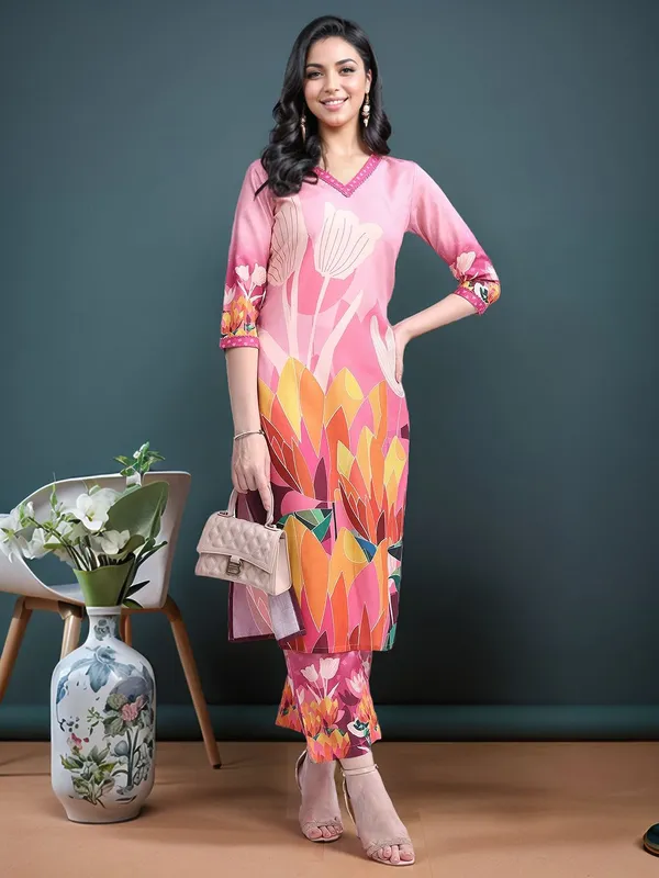 Pink_Floral_Printed_Cotton_Blend_Straight_Kurta_With_Printed_Cotton_Blend_Trouser_For_Women