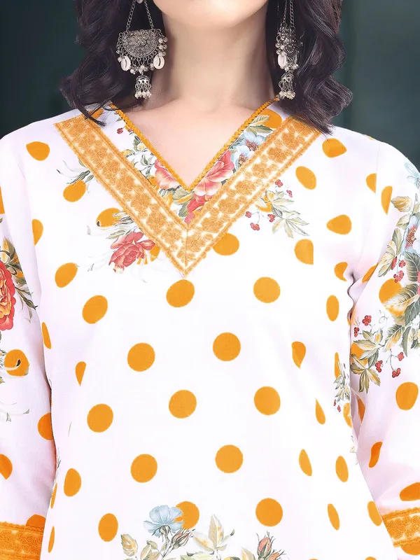 Women_White_&_Yellow_Floral_Polka_Print_Kurta_Set_with_Lace_Detail_&_Embroidery_Neckline