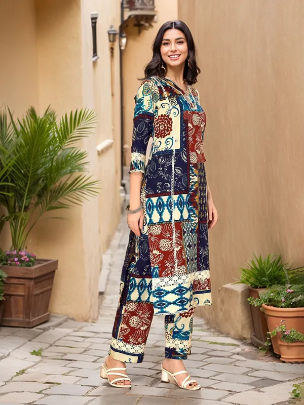 Women_Multi_Cotton_Blend_Digital_Printed_Straight_kurta_&_Printed_Trousers