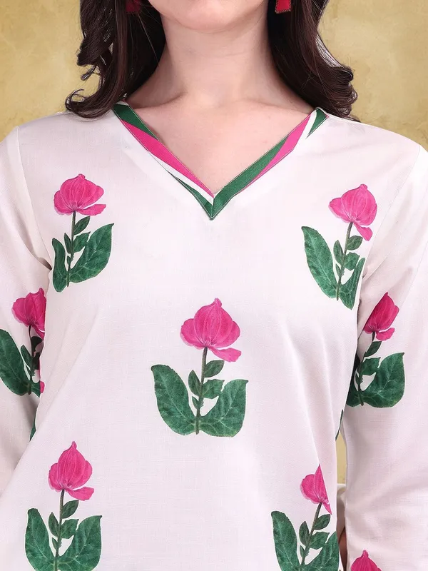 White_Floral_Printed_Cotton_Blend_Straight_Kurta_With_Printed_Cotton_Blend_Trouser_And_Printed_Dupatta_For_Women