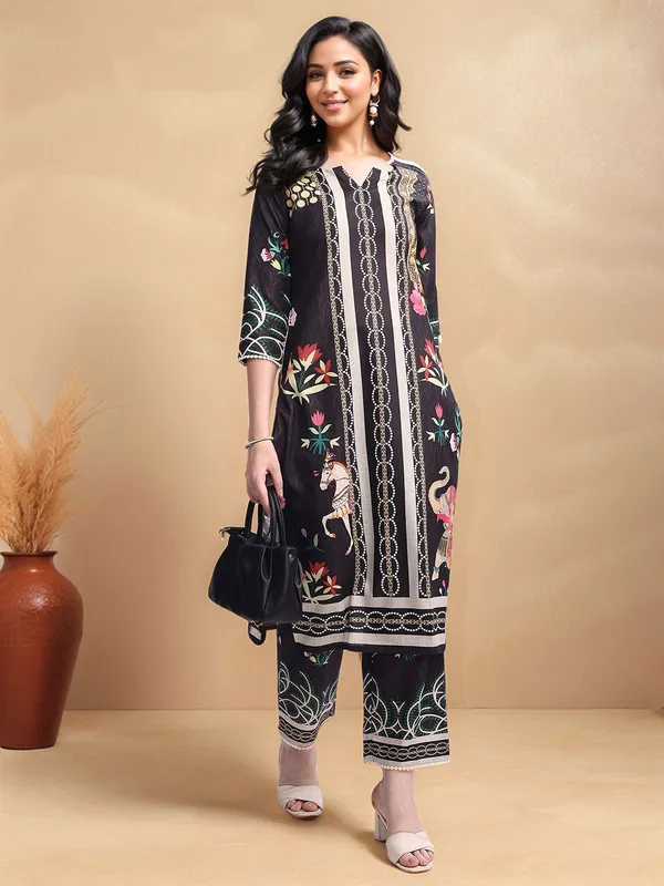 Black_Ethnic_Motifs_Printed_Cotton_Blend_Straight_Kurta_With_Printed_Cotton_Blend_Trouser_For_Women