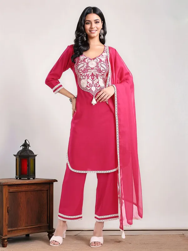 Magenta_Solid_Embroidered_Viscose_Rayon_Straight_Kurta_With_Solid_Viscose_Rayon_Trouser_And_Solid_Dupatta_For_Women