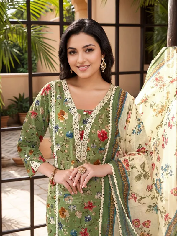 Women_Green_Cotton_Blend_Floral_Printed_V-Neck_Pakistani_Style_Kurta_Set_&_Digital_Printed_Dupatta