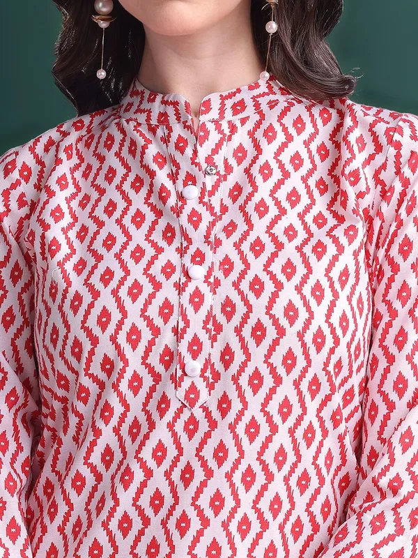 White_Geometrical_Printed_Pure_Cotton_Straight_Kurta_With_Solid_Cotton_Blend_Trouser_And_Printed_Dupatta_For_Women