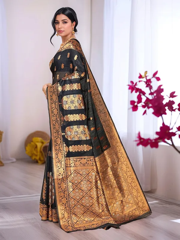 Black_Woven_Banarasi_Linen_Blend_Saree_For_Women
