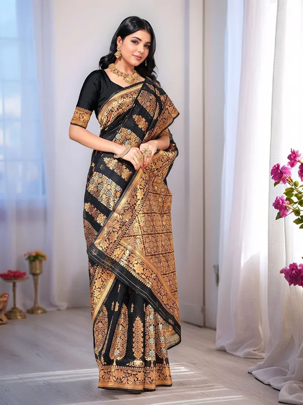 Black_Woven_Banarasi_Linen_Blend_Saree_For_Women