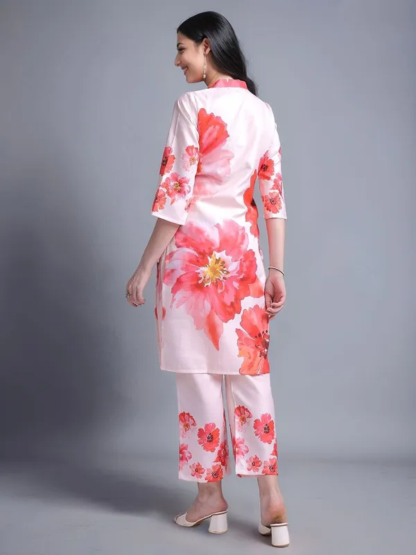Cream_&_Red_Floral_Printed_Cotton_Blend_Straight_Kurta_With_Printed_Cotton_Blend_Trouser_For_Women