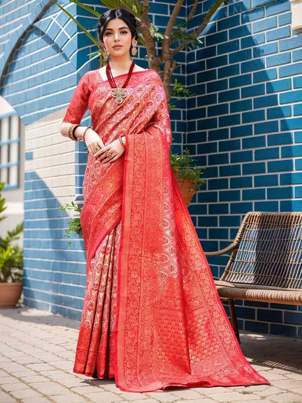 Pink_Woven_Dharmavaram_Art_Silk_Saree_For_Women