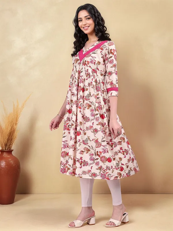 Cream_&_Pink_Floral_Printed_Pure_Cotton_Anarkali_Kurta_For_Women