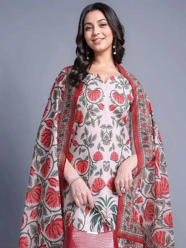 Off_White_Floral_Printed_Cotton_Blend_Straight_Kurta_With_Printed_Cotton_Blend_Trouser_And_Printed_Dupatta_For_Women