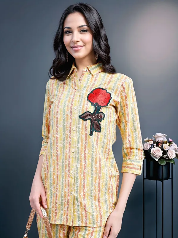 Women_Yellow_&_Multi_Handloom_Screen_Printed_Co-ords_Set_with_Floral_Embroidery_Patch_Works