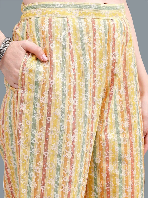 Women_Yellow_&_Multi_Handloom_Screen_Printed_Co-ords_Set_with_Floral_Embroidery_Patch_Works