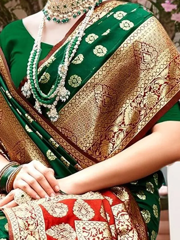 Green_Woven_Banarasi_Art_Silk_Saree_For_Women