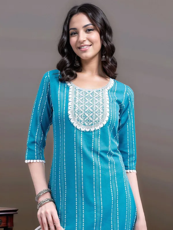 Women_Aqua_blue_Pure_Cotton_Handloom_Kurta_with_Thread_Work_and_Sequins_Embroidery_on_Yoke