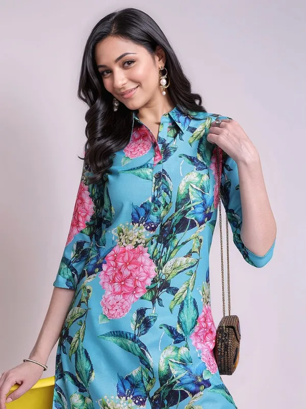 Turquoise_Blue_Floral_Printed_Cotton_Blend_Straight_Kurta_With_Printed_Cotton_Blend_Trouser_For_Women