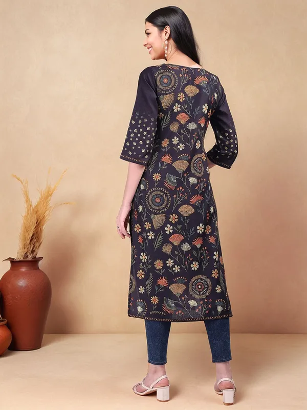 Dark_Blue_Floral_Printed_Cotton_Blend_Straight_Kurta_For_Women