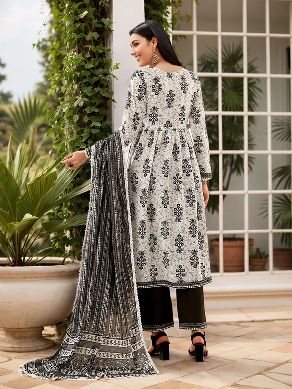 Women_White_and_Black_Cotton_Blend_Hand_block_printed_Angarakha_Kurta_Set_&_Printed_Dupatta