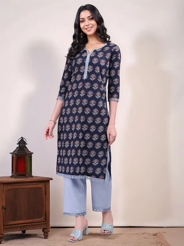 Blue_Ethnic_Motifs_Printed_Pure_Cotton_Straight_Kurta_With_Solid_Cotton_Blend_Trouser_For_Women