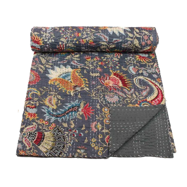 Grey_Comfortable_Handcrafted_Cotton_Kantha_Quilt