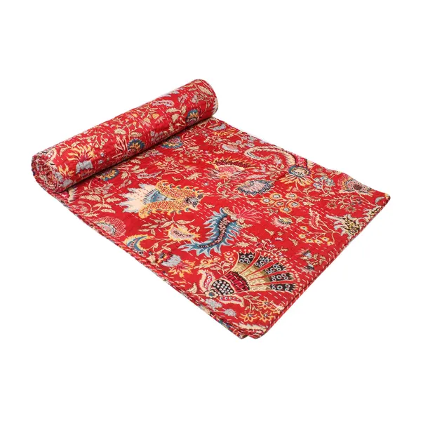 Red_Comfortable_Handcrafted_Cotton_Kantha_Quilt
