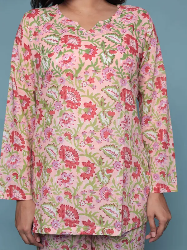Peach_Hand_Block_Print_Pure_Cotton_Nightsuit_For_Women_&_Girls