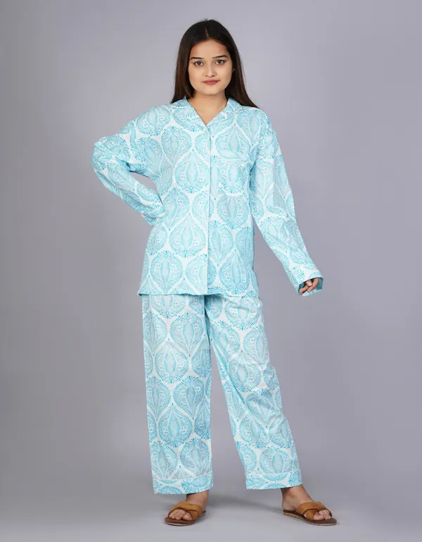 Sky_Blue_&_White_Soft_Cotton_Nightsuit_For_Women_&_Girls