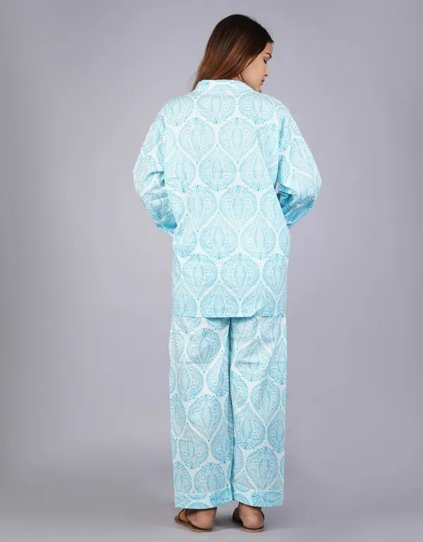 Sky_Blue_&_White_Soft_Cotton_Nightsuit_For_Women_&_Girls