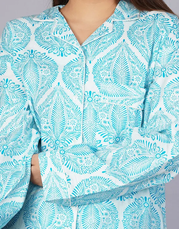Sky_Blue_&_White_Soft_Cotton_Nightsuit_For_Women_&_Girls