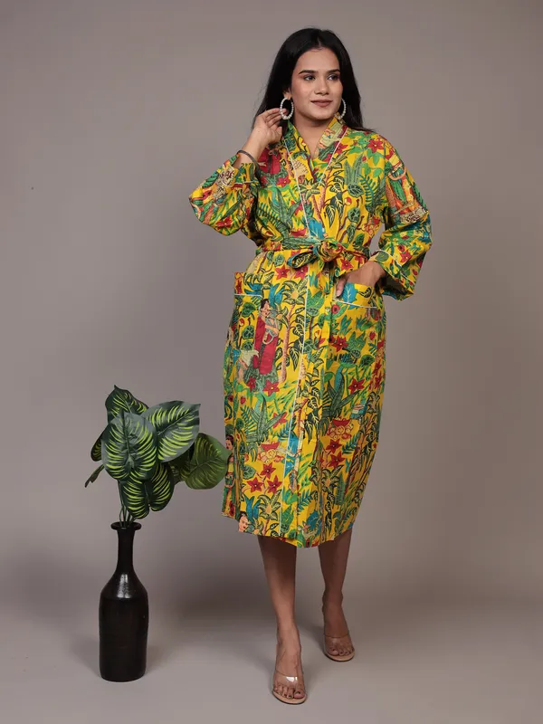 Yellow_Printed_Cotton_Kimono/_Bathrobe_For_Women_&_Girls
