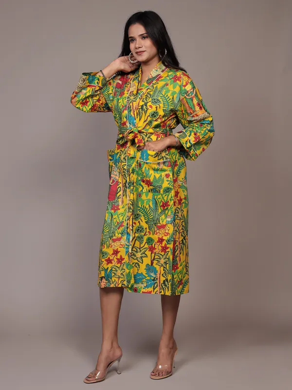 Yellow_Printed_Cotton_Kimono/_Bathrobe_For_Women_&_Girls
