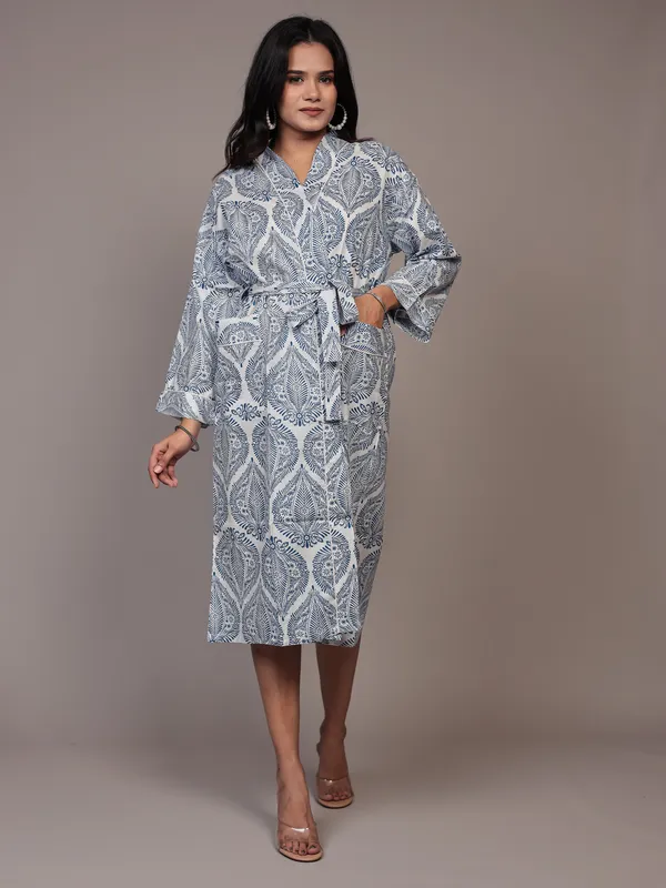 White_&_Blue_Printed_Cotton_Kimono/_Bathrobe_For_Women_&_Girls