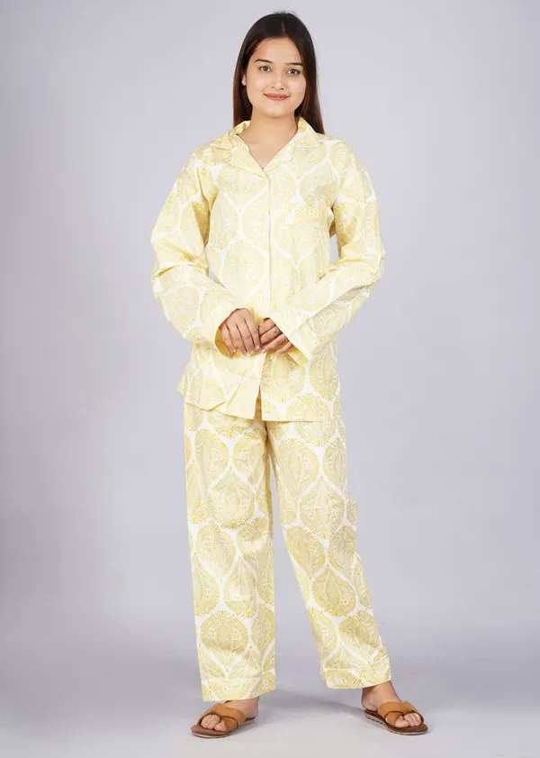 Yellow_&_White_Soft_Cotton_Nightsuit_For_Women_&_Girls