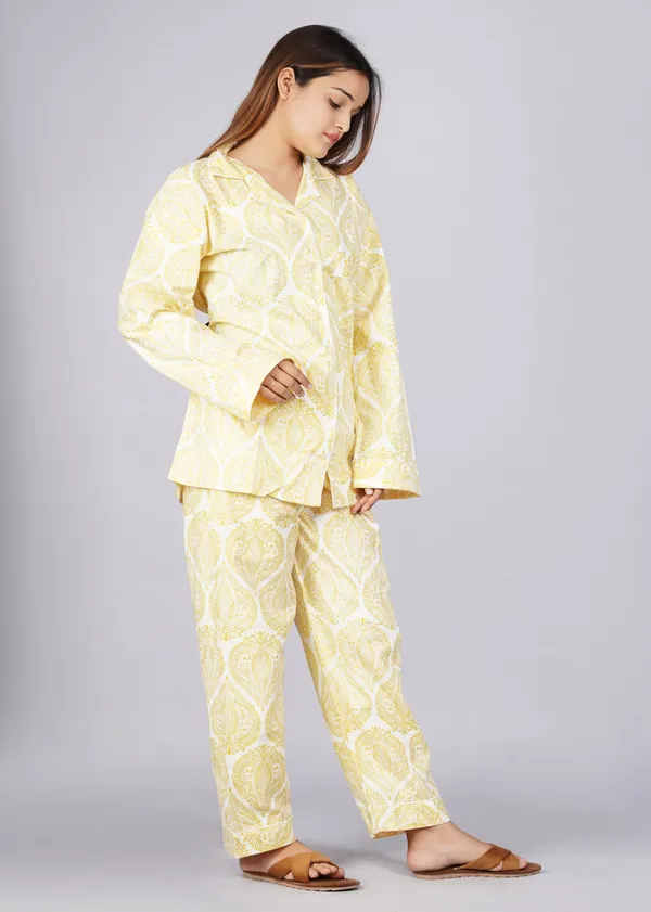 Yellow_&_White_Soft_Cotton_Nightsuit_For_Women_&_Girls