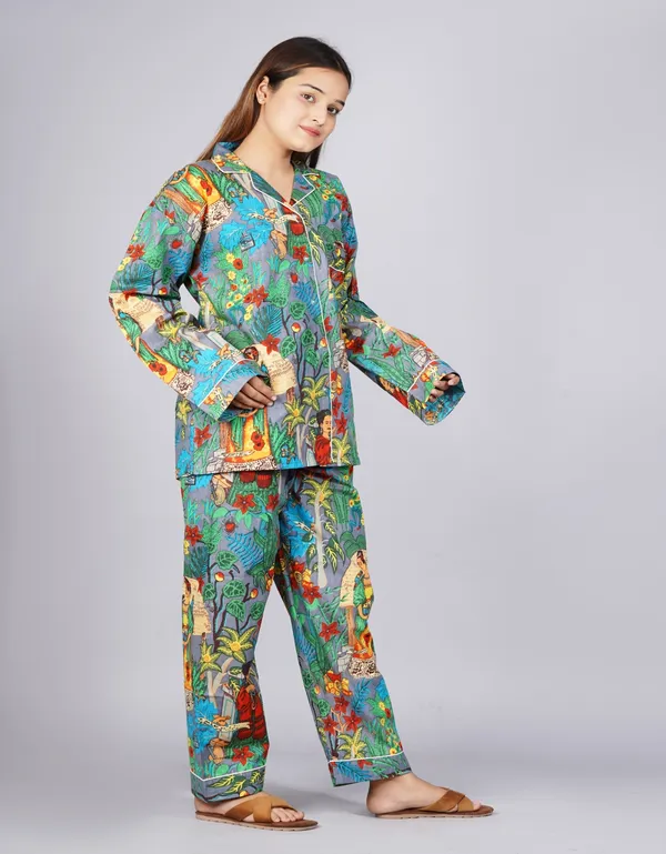 Grey_Soft_Cotton_Nightsuit_For_Women_&_Girls