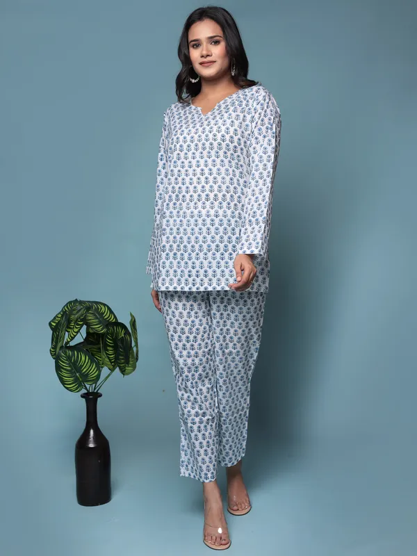 White_Hand_Block_Print_Pure_Cotton_Nightsuit_For_Women_&_Girls
