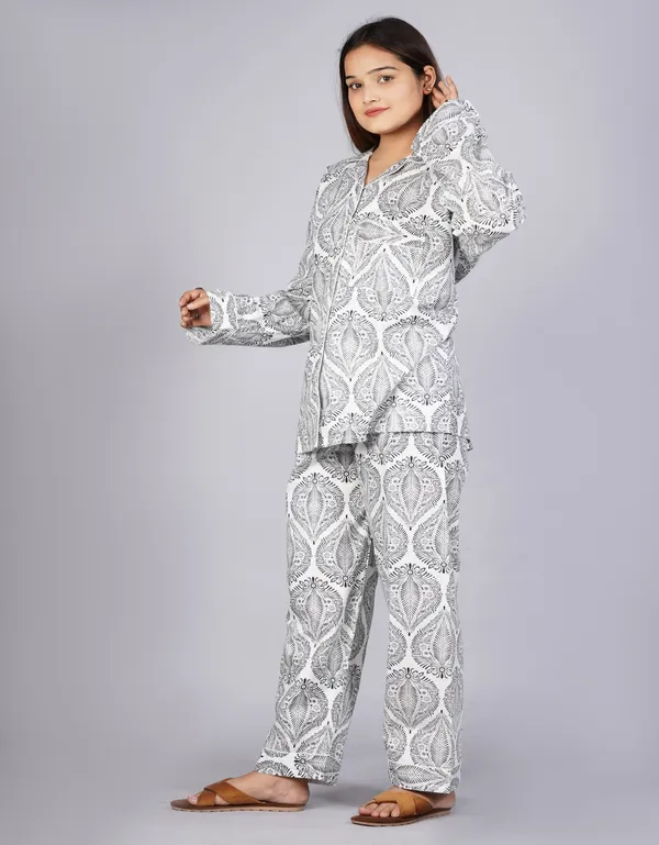 Black_&_White_Soft_Cotton_Nightsuit_For_Women_&_Girls