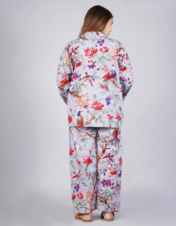 Grey_Soft_Cotton_Nightsuit_For_Women_&_Girls