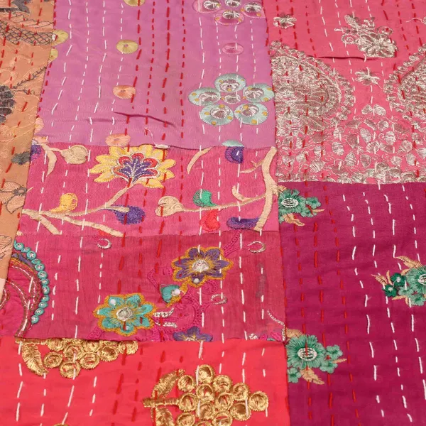 Pink_Handcrafted_Semi_Silk_Khambadiya_Kantha_Quilt