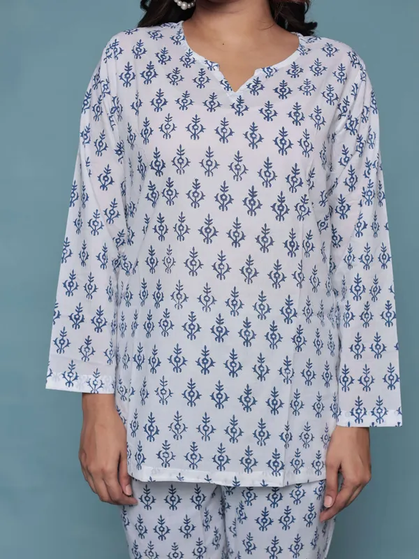 White_Hand_Block_Print_Pure_Cotton_Nightsuit_For_Women_&_Girls