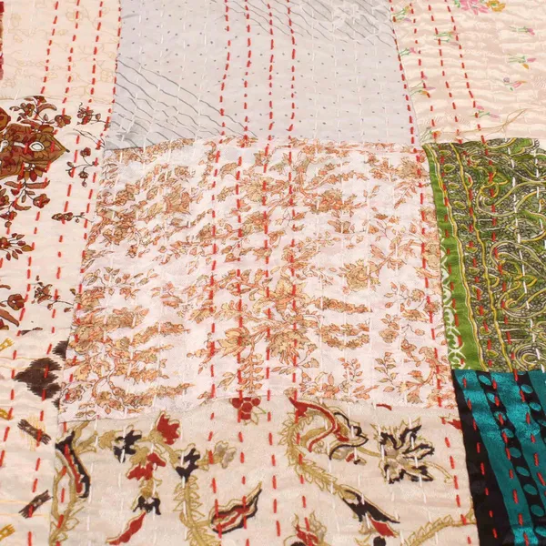 Cream_Luxurious_Handcrafted_Silk_Patch_Work_Quilt