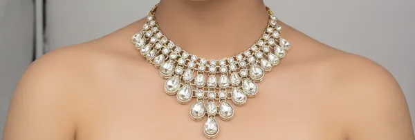 Silver_Premium_Alloy_Jewellery_Set_for_Women_|_Elegant_Necklace_&_Earrings_for_Party_&_Wedding_Wear