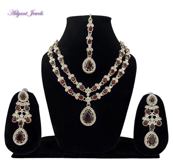 Maroon_Premium_&_Elegant_Alloy_Jewellery_Set_For_Women_Adults