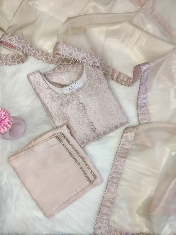 Pink_Brocade__Premium_Suit_Set_For_Women
